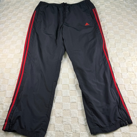 Adidas Clima365 Track Pants Men's Size‎ XL Bck with Red Stripes Zip up Leg - Picture 1 of 16